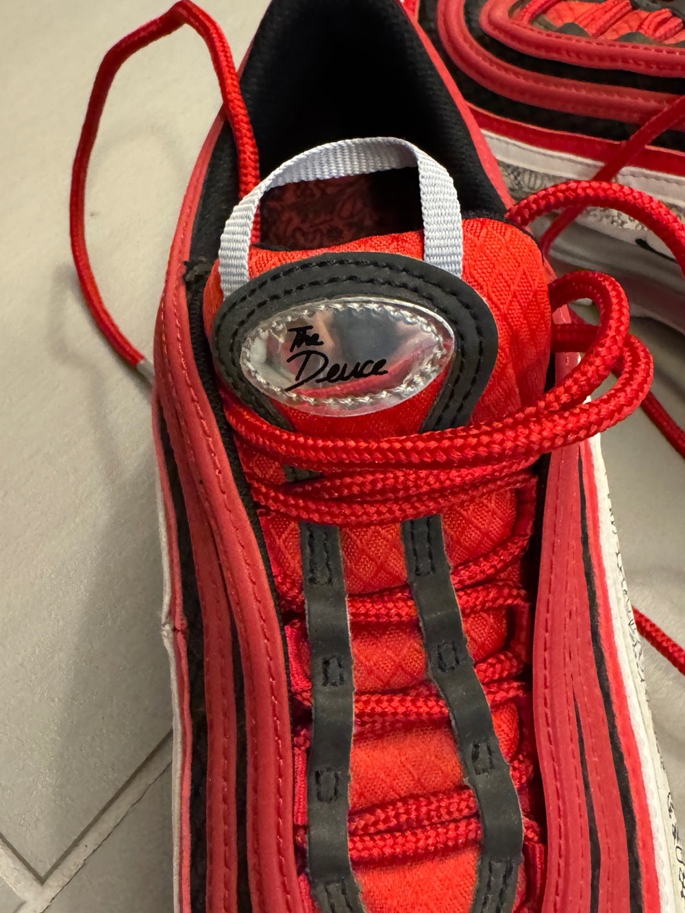 Size 5.5 Y- Nike Jayson Tatum x Air Max 97
The Deuce